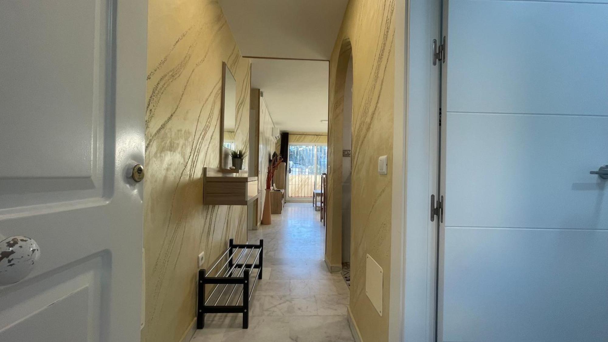 Apartamento Con Vista A La Piscina Lägenhet Benalmádena Exteriör bild