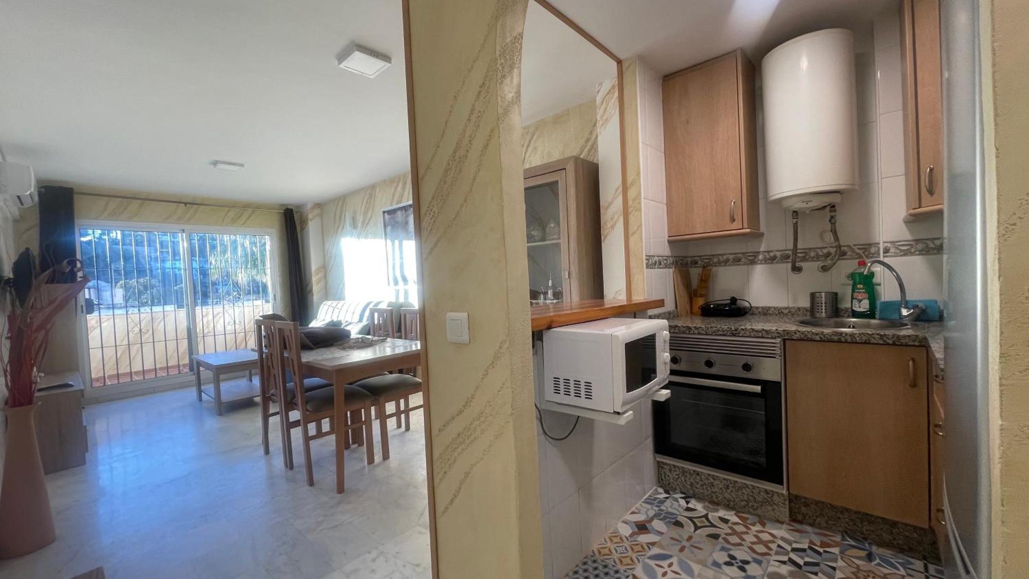 Apartamento Con Vista A La Piscina Lägenhet Benalmádena Exteriör bild