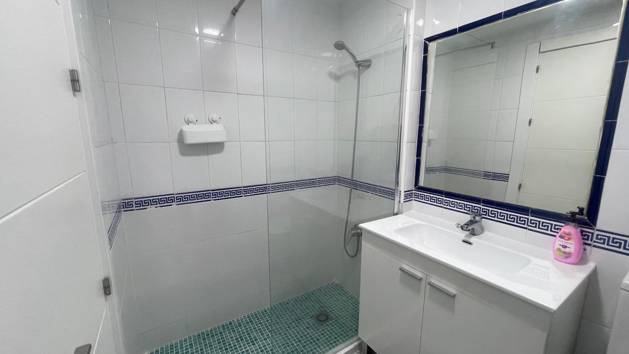 Apartamento Con Vista A La Piscina Lägenhet Benalmádena Exteriör bild