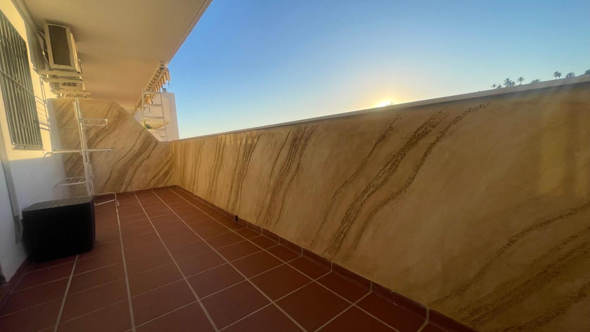 Apartamento Con Vista A La Piscina Lägenhet Benalmádena Exteriör bild