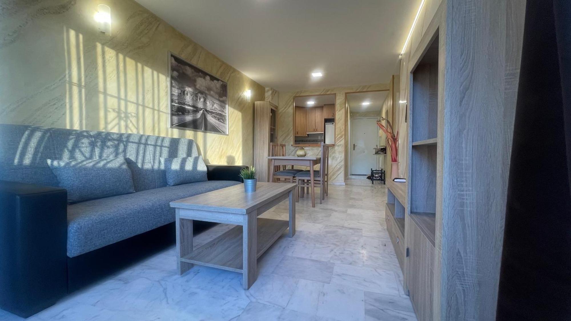 Apartamento Con Vista A La Piscina Lägenhet Benalmádena Exteriör bild